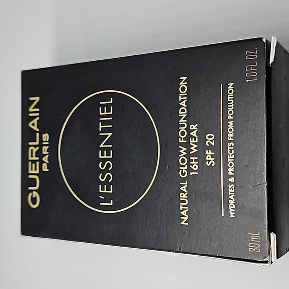 Guerlain Paris Foundation - Picture 8 of 9